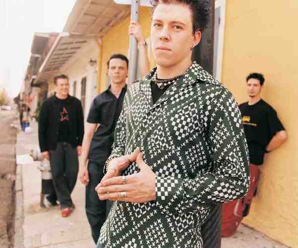 12 Stones – 12 Steine, vier Jungs, eine Band, so sieht's aus. – When I turn away ...