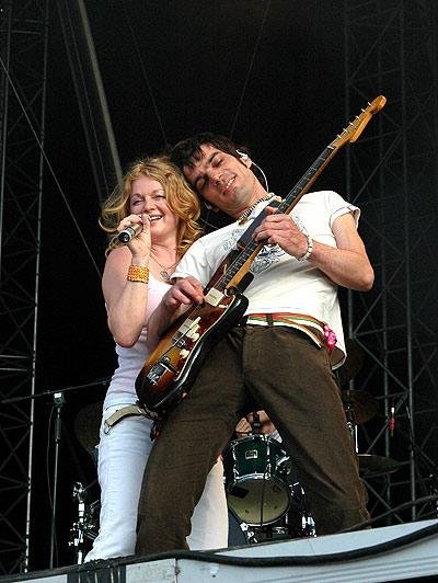 Auf dem Southside 2005 fielen 2raumwohnung auch optisch etwas aus dem Rahmen ... – 