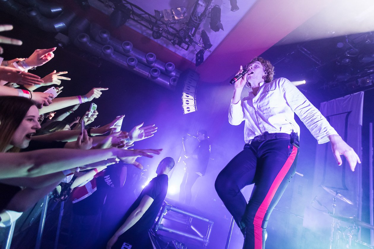 Kreischalarm - die Australier im Gloria. – 5 Seconds Of Summer.
