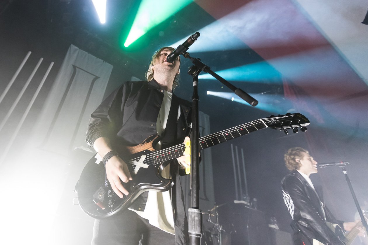 Kreischalarm - die Australier im Gloria. – 5 Seconds Of Summer.
