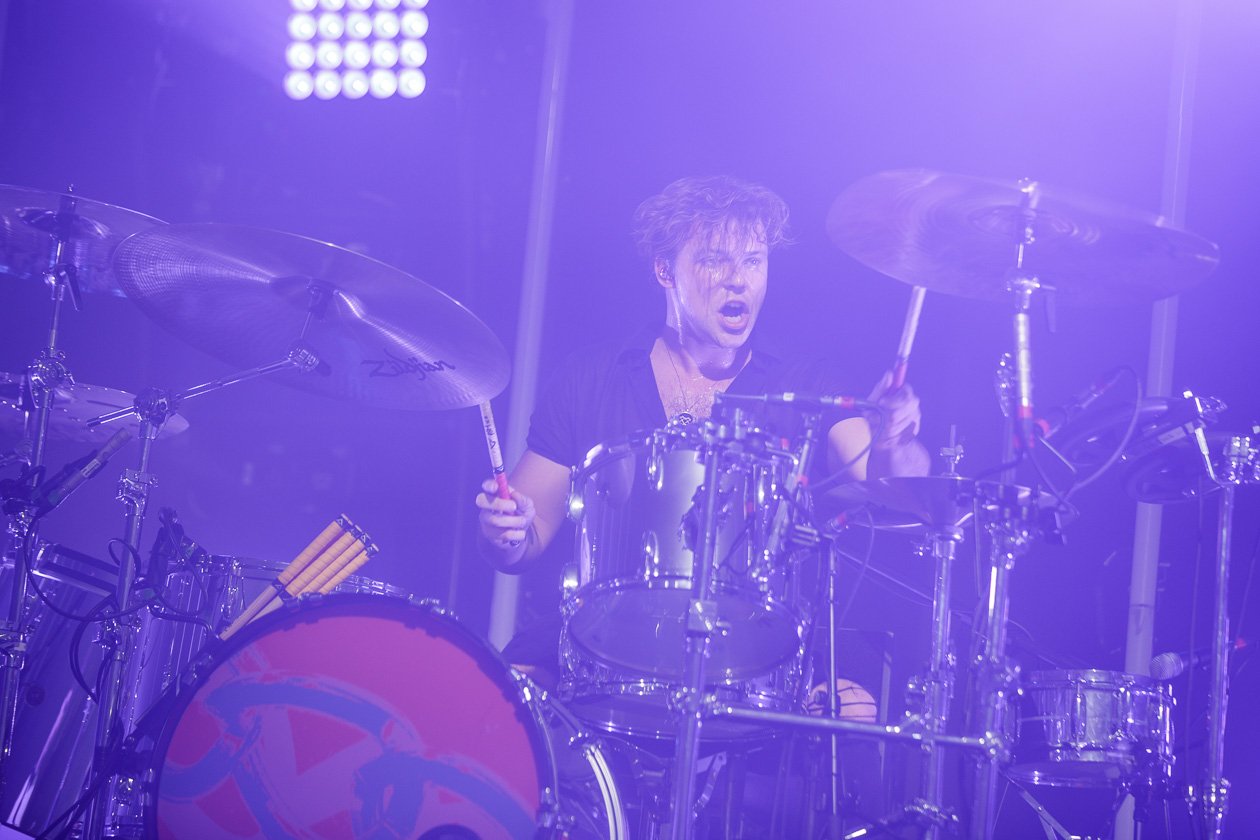 Mit der aktuellen Scheibe "Youngblood" back in Köln. – 5 Seconds Of Summer.