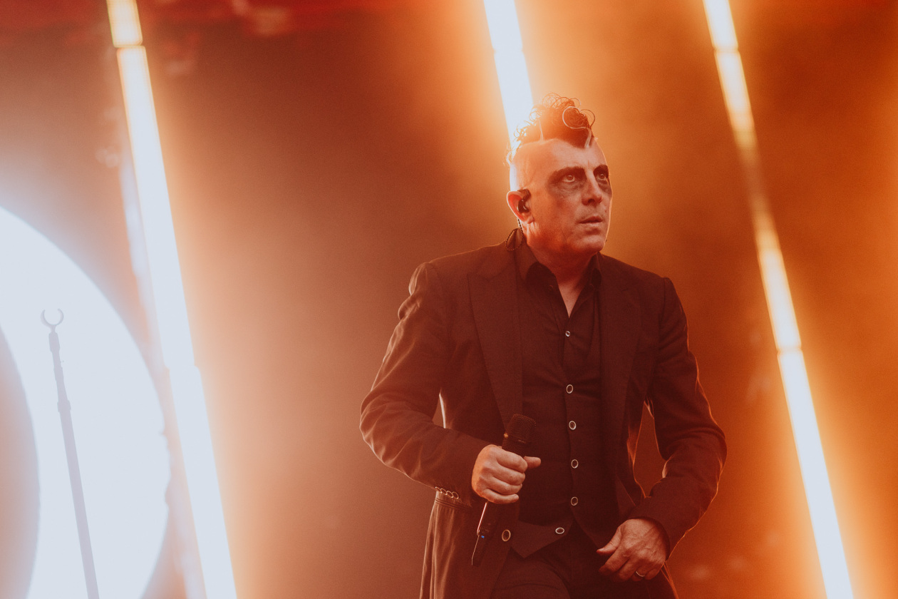 A Perfect Circle – Maynard James Keenan, Billy Howerdel und Co. mit Josh Freese an den Drums. – Maynard James Keenan.