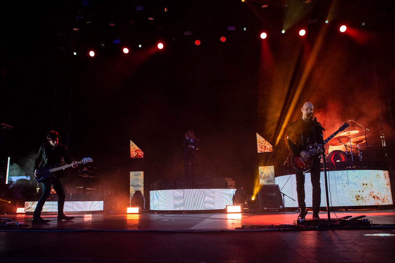 Mit "Eat The Elephant" am Ring: Maynard James Keenan und Band. – A Perfect Circle.