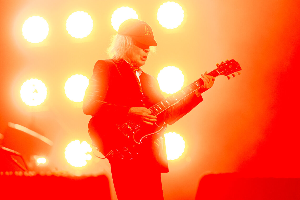AC/DC – Der Auftaktgig zur ersten Tour seit acht Jahren: Angus Young und Co. auf Schalke. – Angus Young.