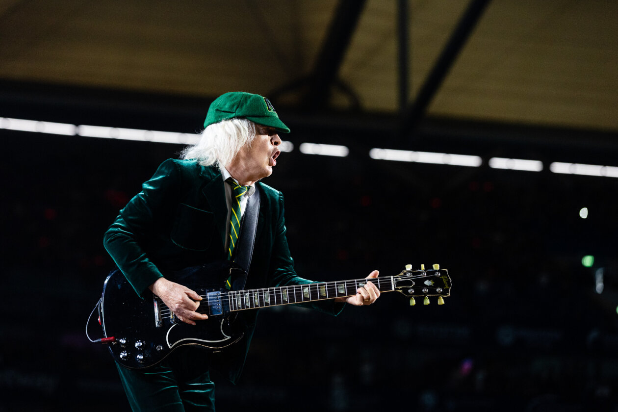 AC/DC – Der Auftaktgig zur ersten Tour seit acht Jahren: Angus Young und Co. auf Schalke. – Angus Young.