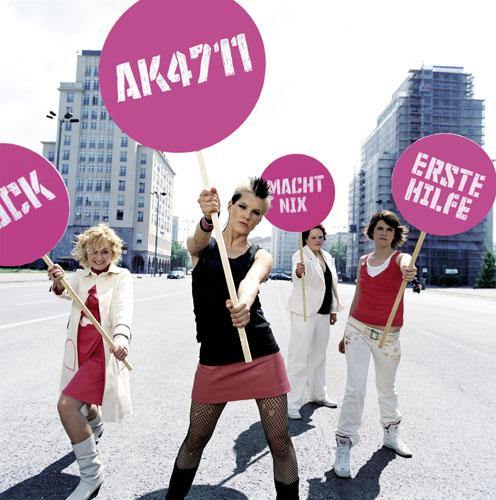 AK4711 – 