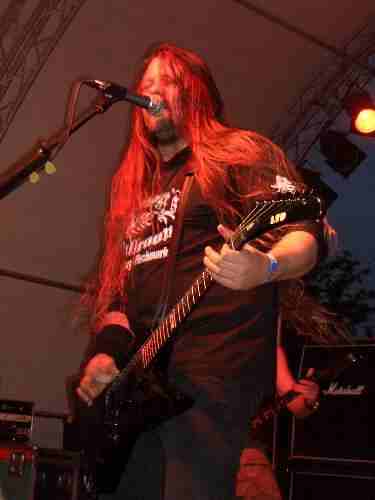 Abandoned machten die Party-Stage zum Moshpit. – 