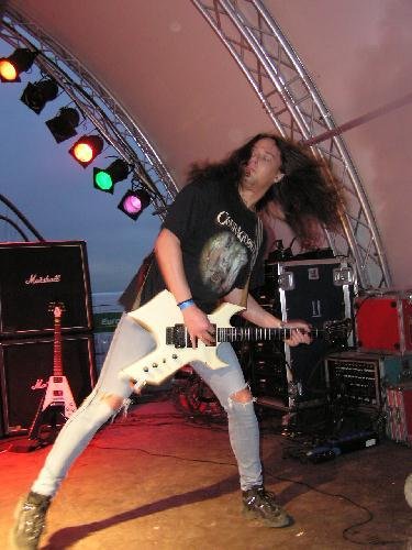 Abandoned machten die Party-Stage zum Moshpit. – 