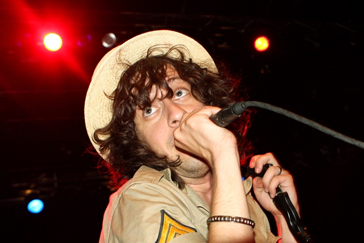 Adam Green – Der Anti-Folk-Hero im Theaterhaus. – Tunichtgut-Blick.