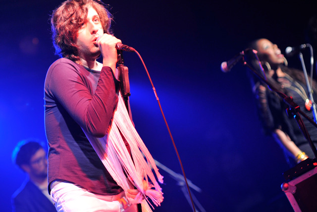 Adam Green – Folk, Antifolk, Motown-Soul, ein Hauch von Glamrock - Adam ist Entertainment pur. – 