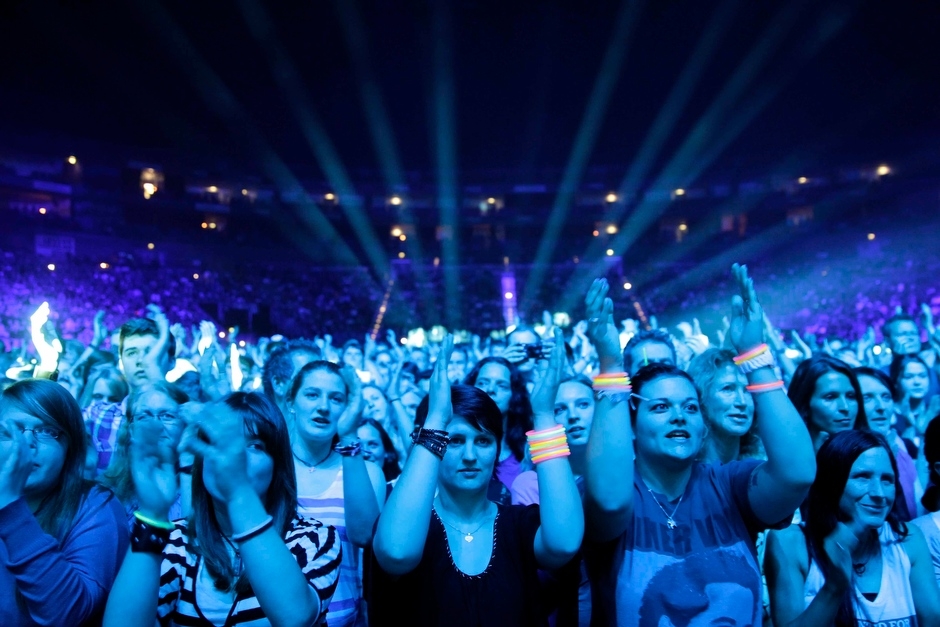 Adel Tawil – Adel kommt - und die Hütte ist voll! – Volles Haus.