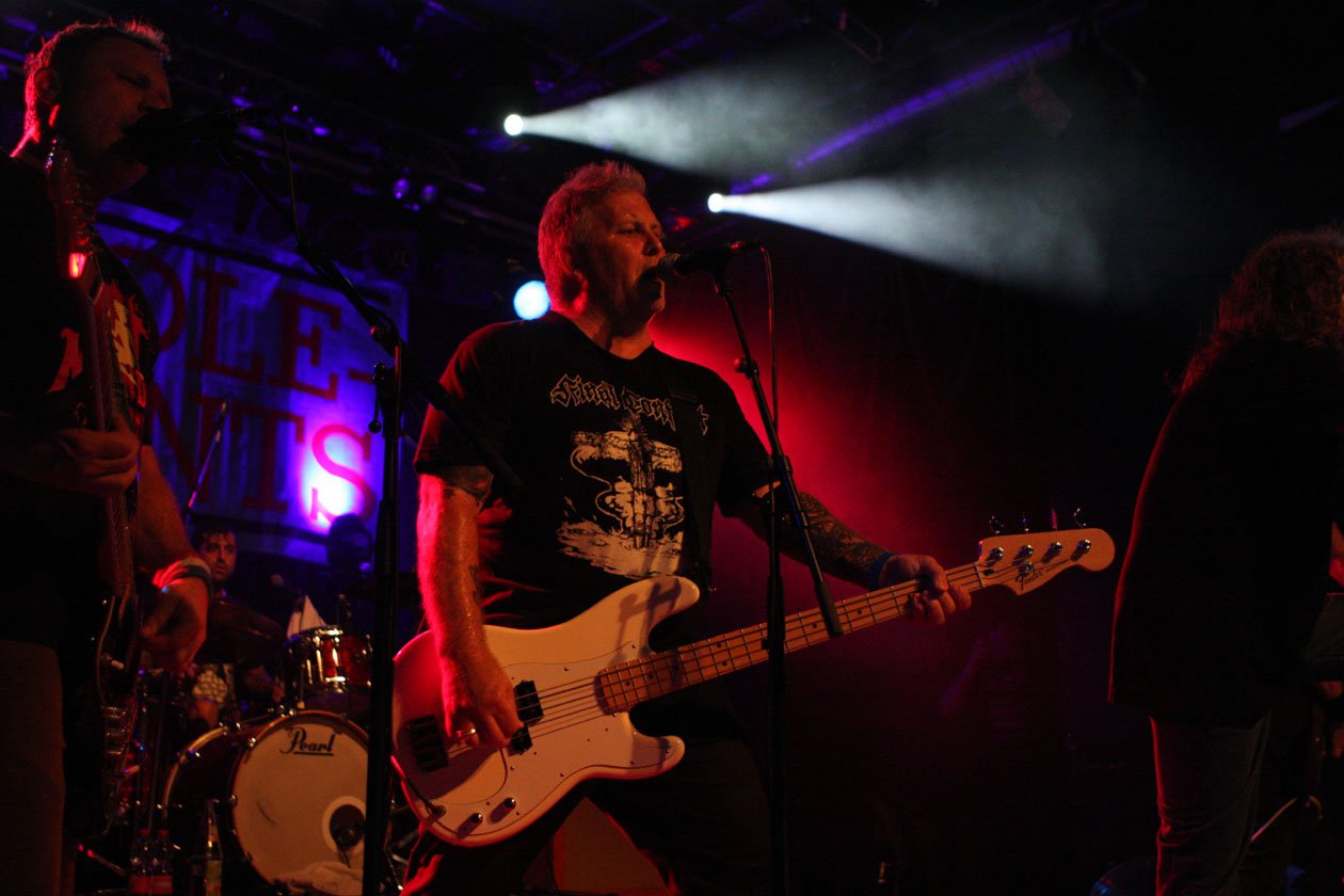 Adolescents – Adolescents.