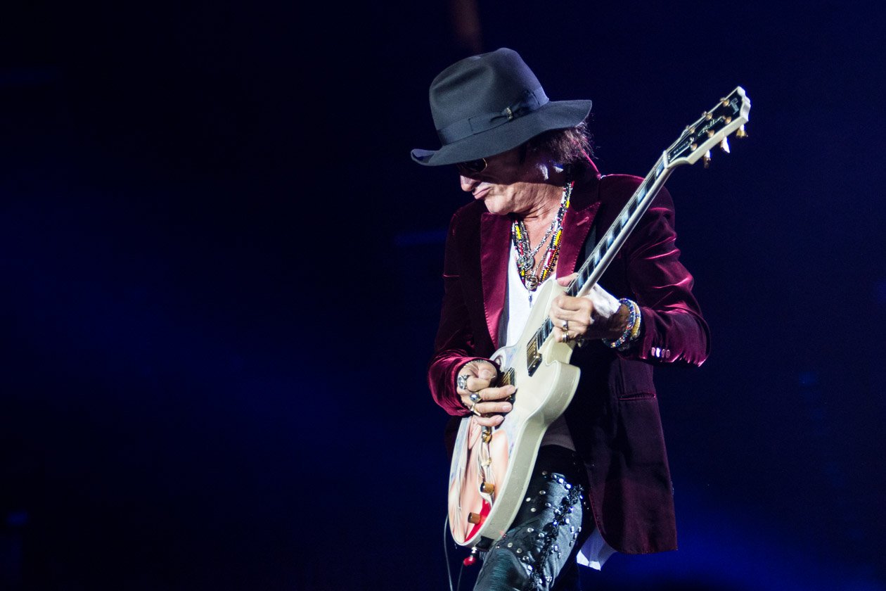 Aerosmith – Joe.
