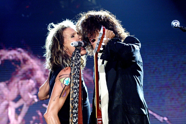 Aerosmith – Die Rock-Veteranen mit einem souveränen Auftritt in der Fächerstadt. – 