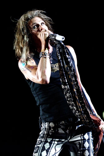 Aerosmith – Die Rock-Veteranen mit einem souveränen Auftritt in der Fächerstadt. – 