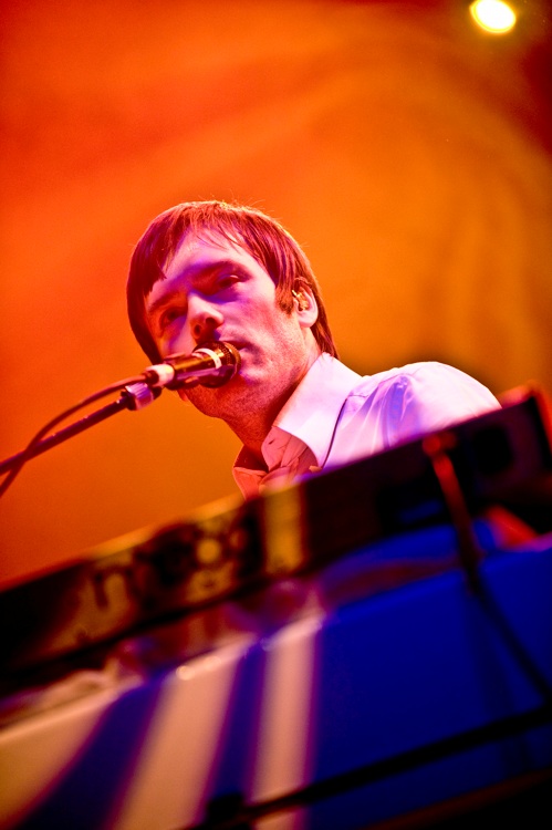Air – Die Synthie-Franzosen machen in Köln ein bisschen Easy-Listening. – ... von "Moon Safari" werden gespielt.