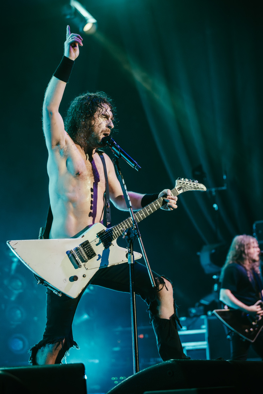 Hardrock Halleluja aus Down Under: Die O'Keeffe-Brüder und Band rocken die Hauptstadt. – Airbourne.