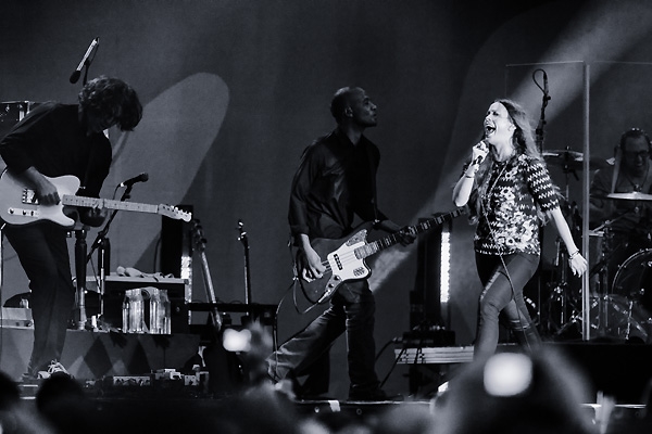 Alanis Morissette – Die Amerikanerin beim einzigen Deutschlandgig in der Zitadelle Spandau. – Die Morissette in Berlin.