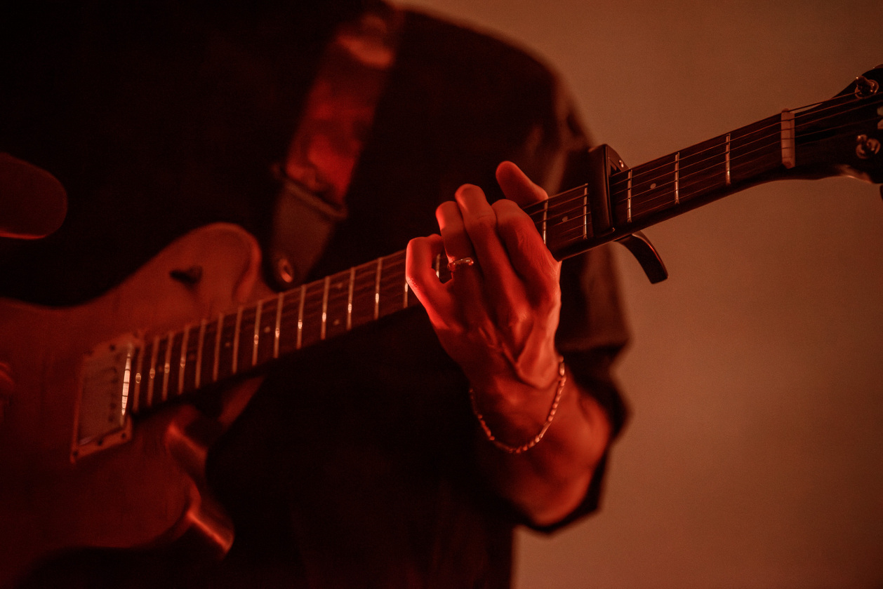 Alex G – Der amerikanische Indie-Liebling vor ausverkauftem Haus. – Im Huxley's.