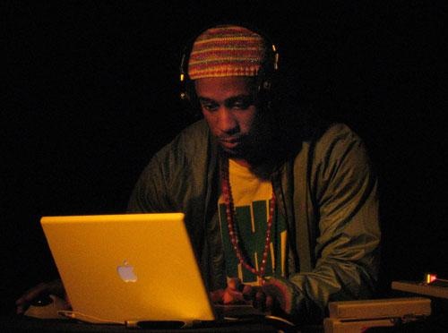 Ali Shaheed Muhammad – Im Februar 2006 rockt der A Tribe Called Quest-Produzent Joe Zawinuls Wiener Jazz-Club Birdland. – 