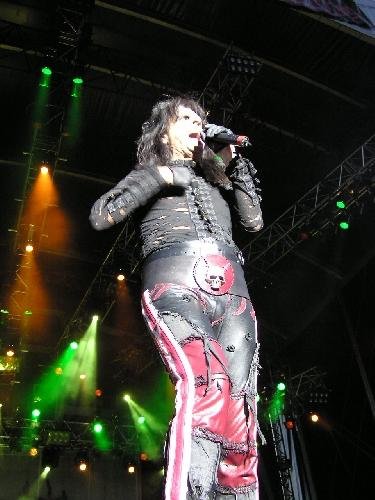 Alice Cooper – Der Altmeister des Shock-Rocks zählt noch lange nicht zum alten Eisen. – 