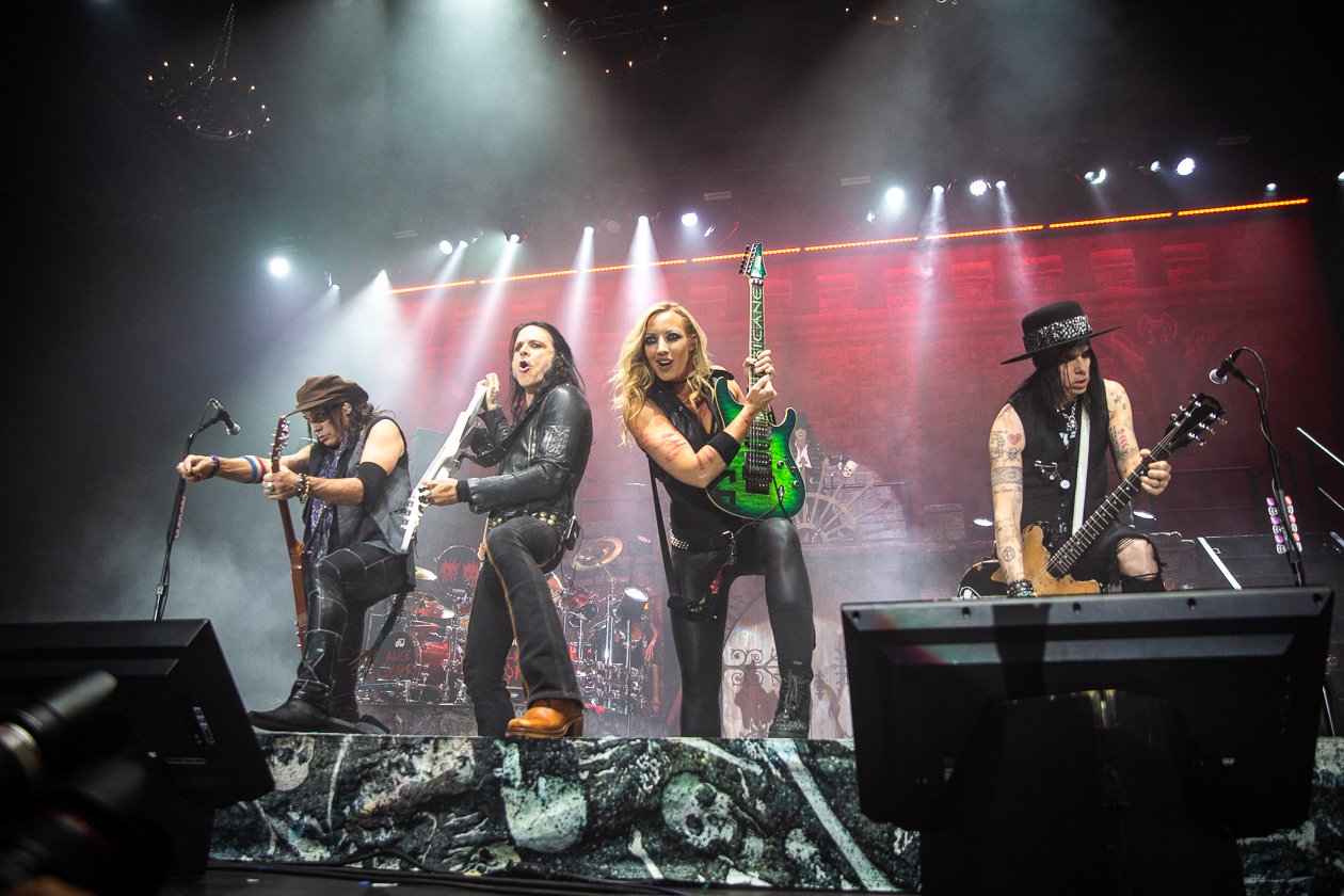 Alice Cooper – Alice Cooper.