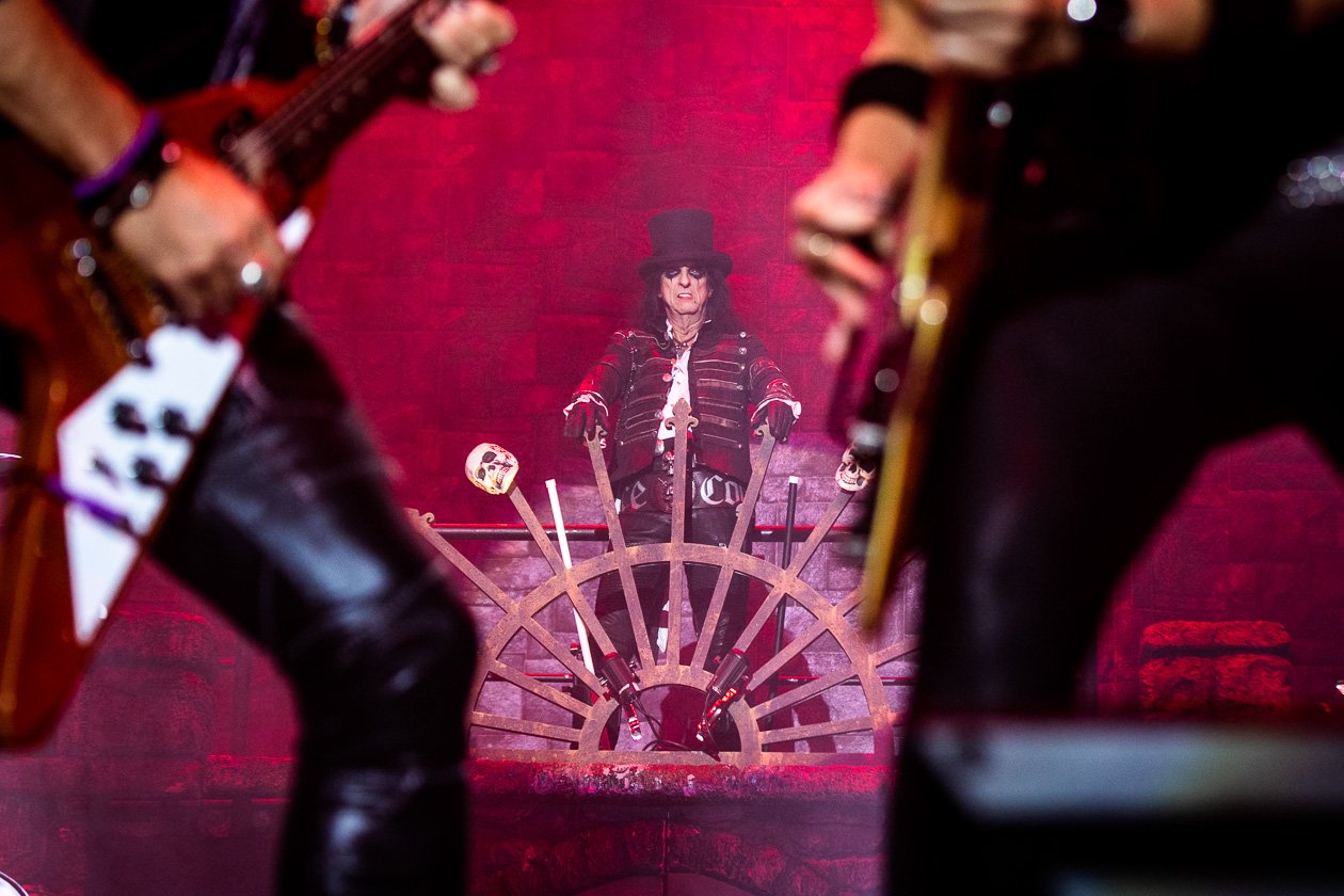 Alice Cooper – Alice Cooper.