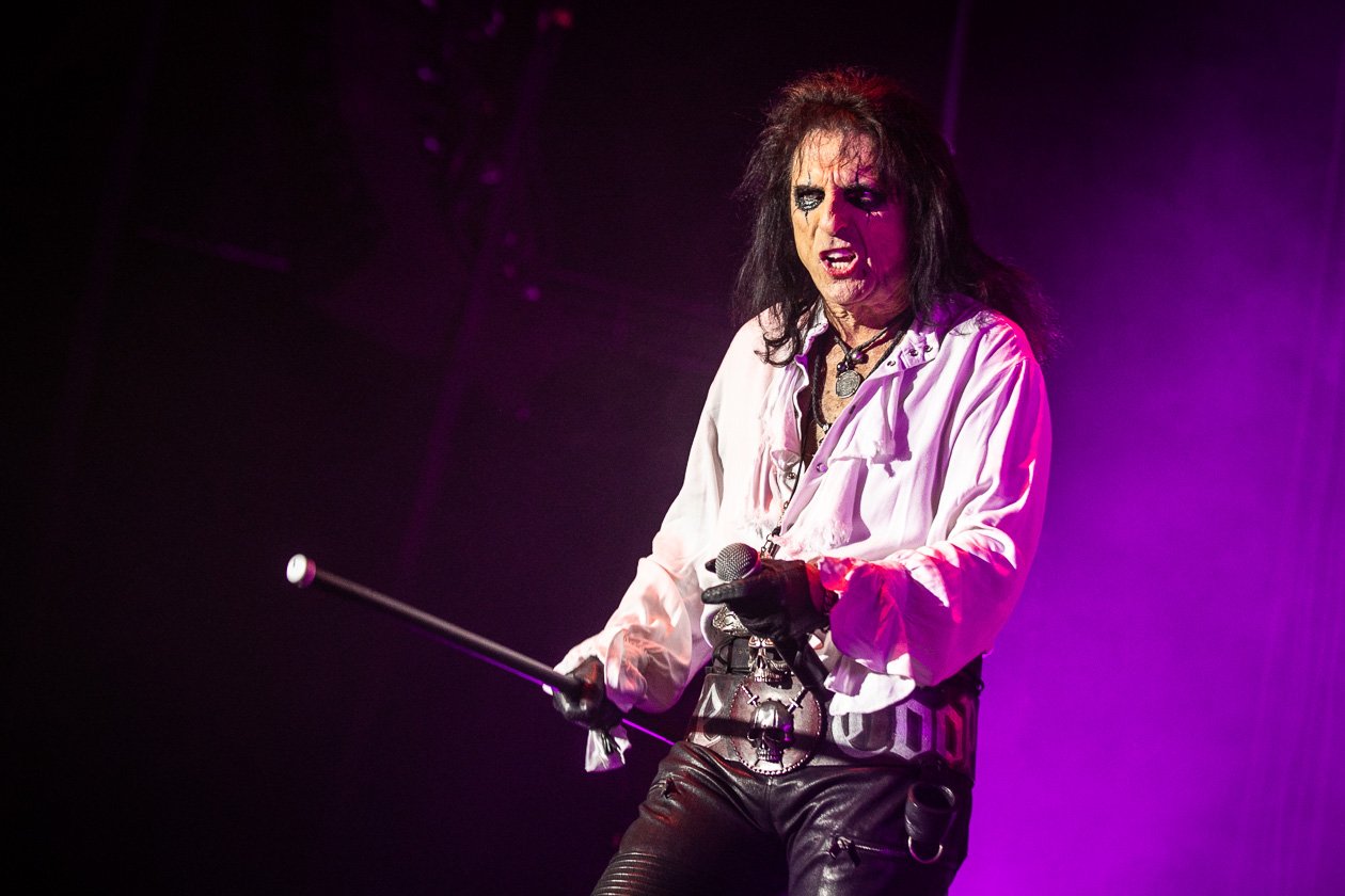 Alice Cooper – Alice Cooper.
