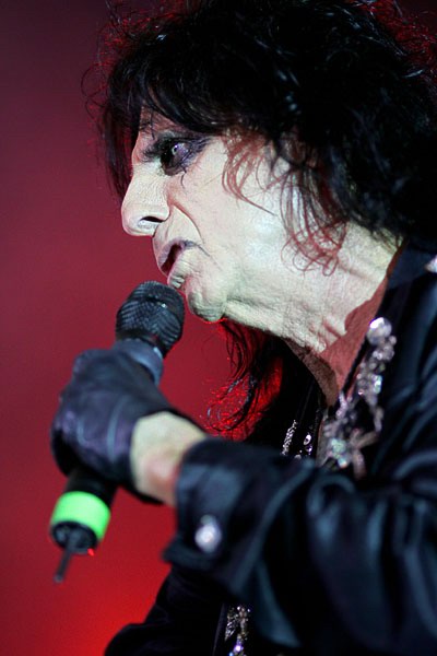Alice Cooper – Schockrocken auf dem Museumsplatz. – 