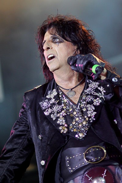 Alice Cooper – Schockrocken auf dem Museumsplatz. – 