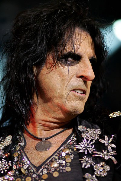 Alice Cooper – Schockrocken auf dem Museumsplatz. – 