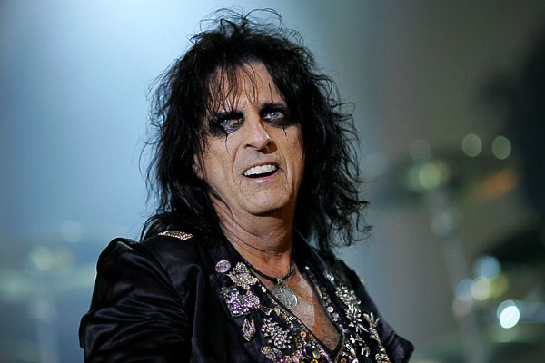 Alice Cooper – Schockrocken auf dem Museumsplatz. – 