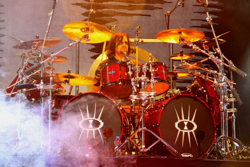 Alice Cooper zog in Frankfurt die komplette Horrorshow durch. – 