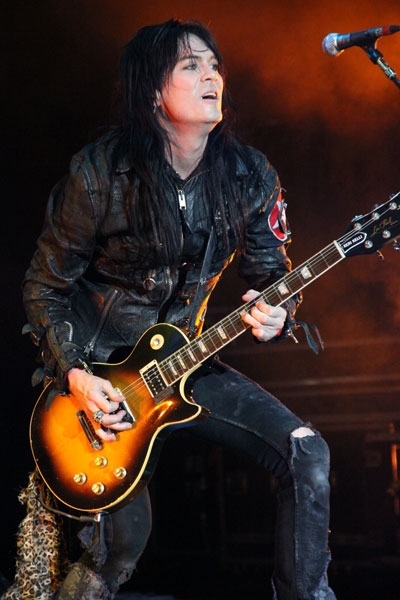 Alice Cooper zog in Frankfurt die komplette Horrorshow durch. – Alice Cooper und seine Mannen ...