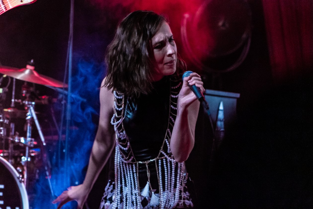 Alice Merton letzter Gig vor "MINT" – mit Special Guest Bosse. – Alice Merton.