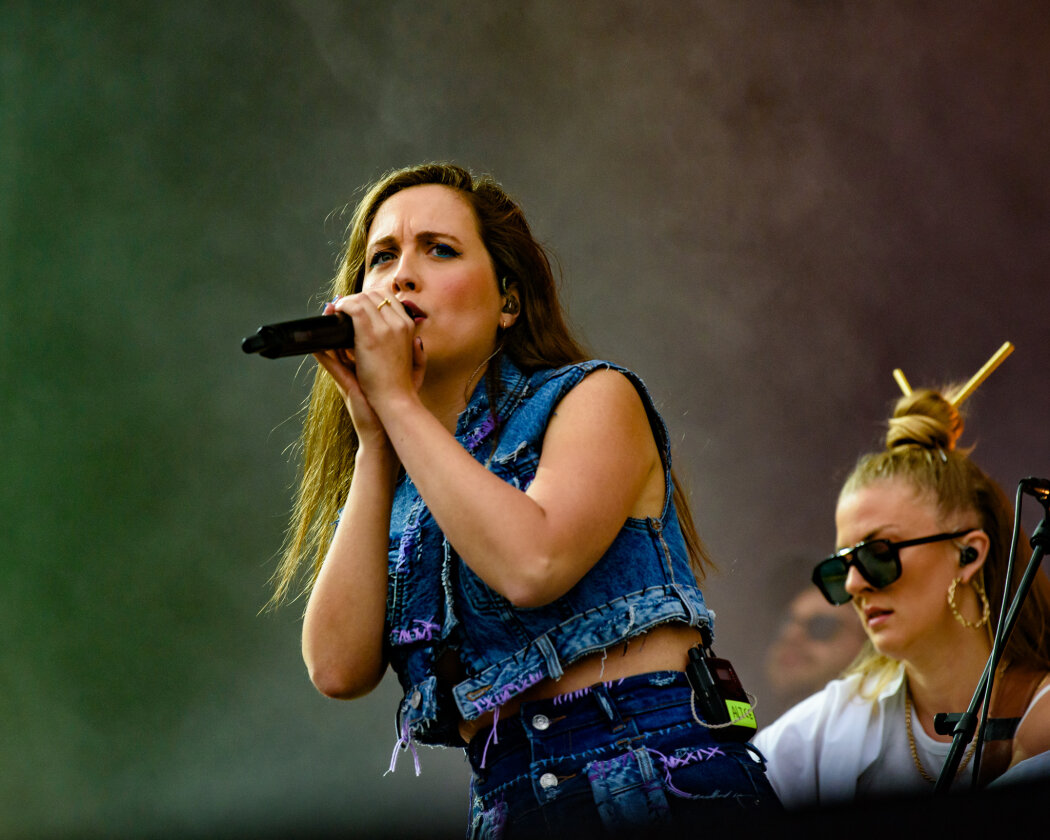 Die Globetrotterin live in Neuhausen ob Eck. – Alice Merton.