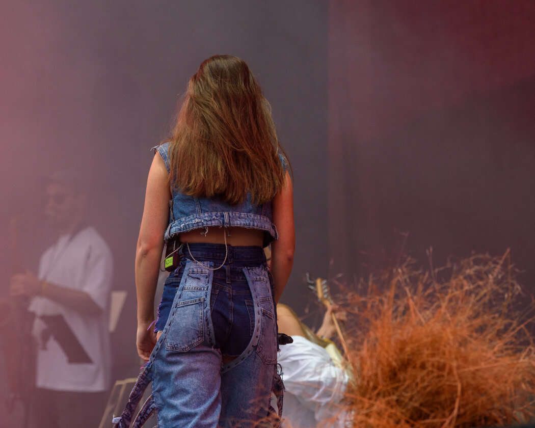 Die Globetrotterin live in Neuhausen ob Eck. – Alice Merton.