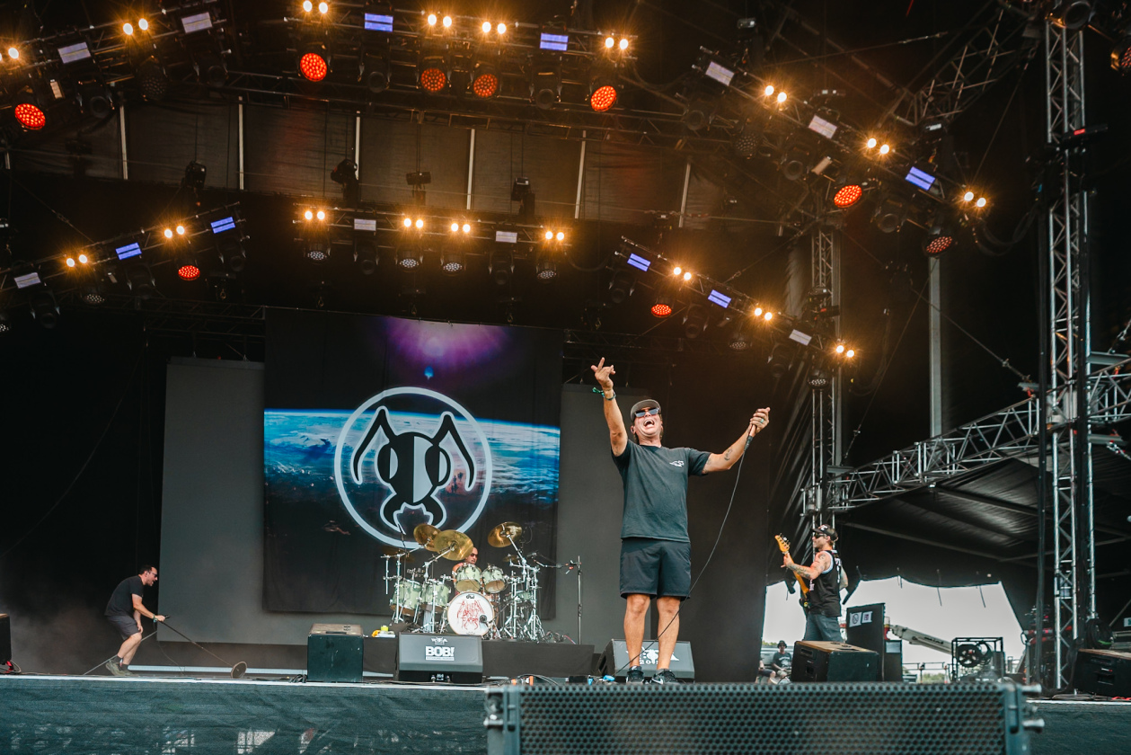 Alien Ant Farm – Alien Ant Farm.