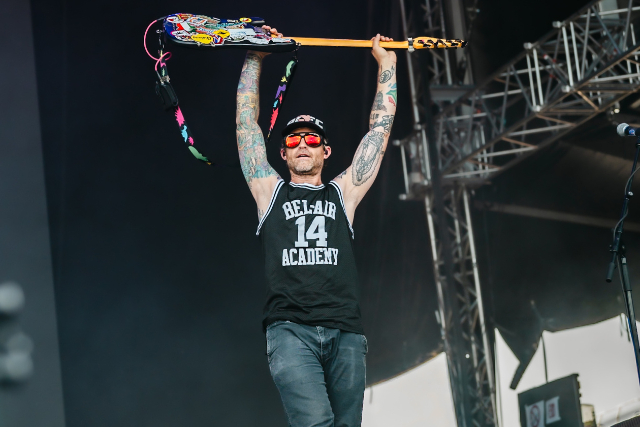 Alien Ant Farm – Alien Ant Farm.