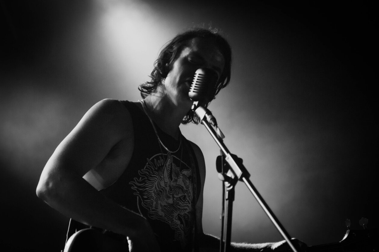 Endlich wieder vereint: All Them Witches sind als Quartett zurück. – All Them Witches.