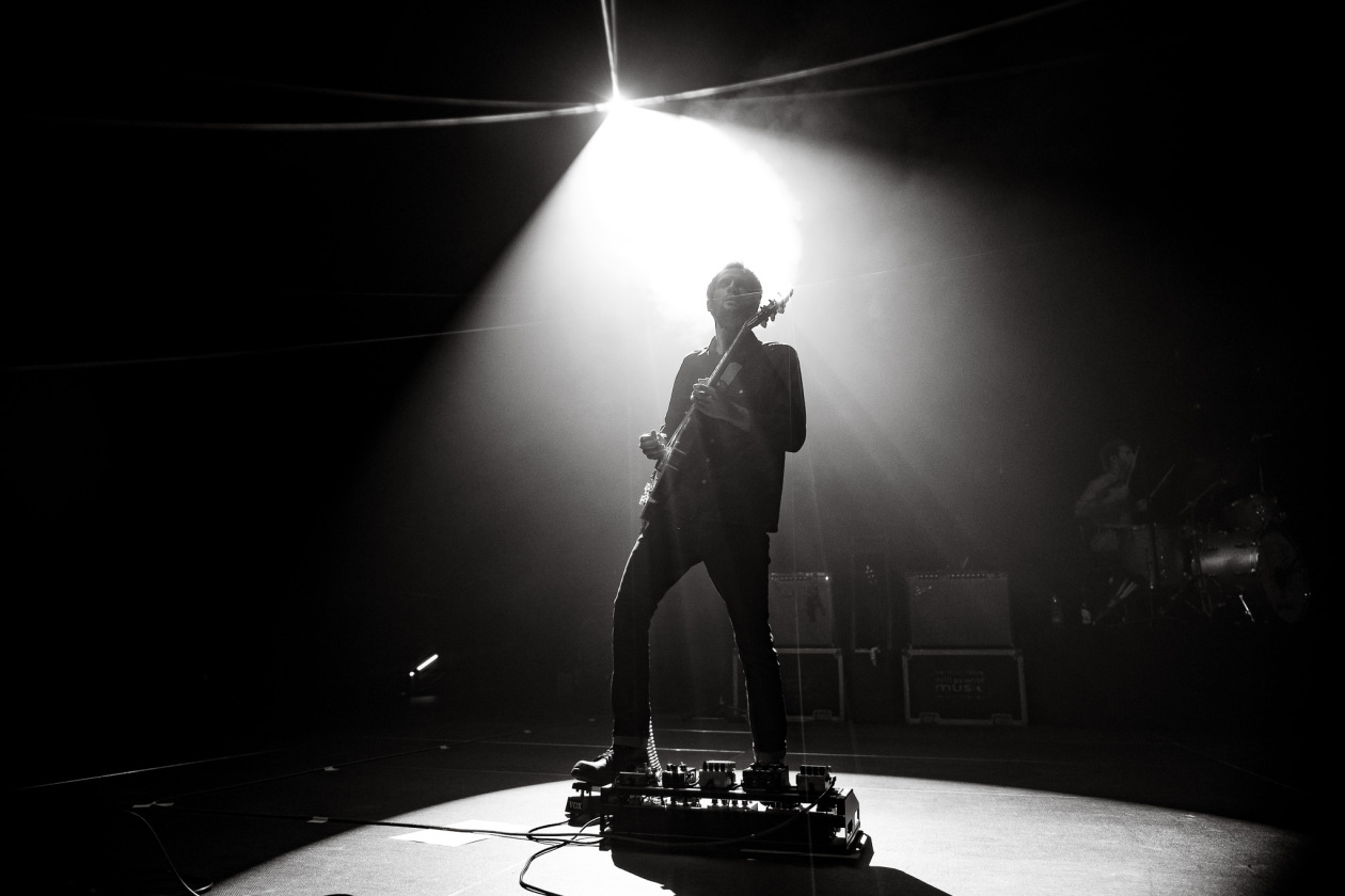 Hexentanz unter dem Zirkusdach: die Psychedelic Rocker live in Berlin. – All Them Witches.