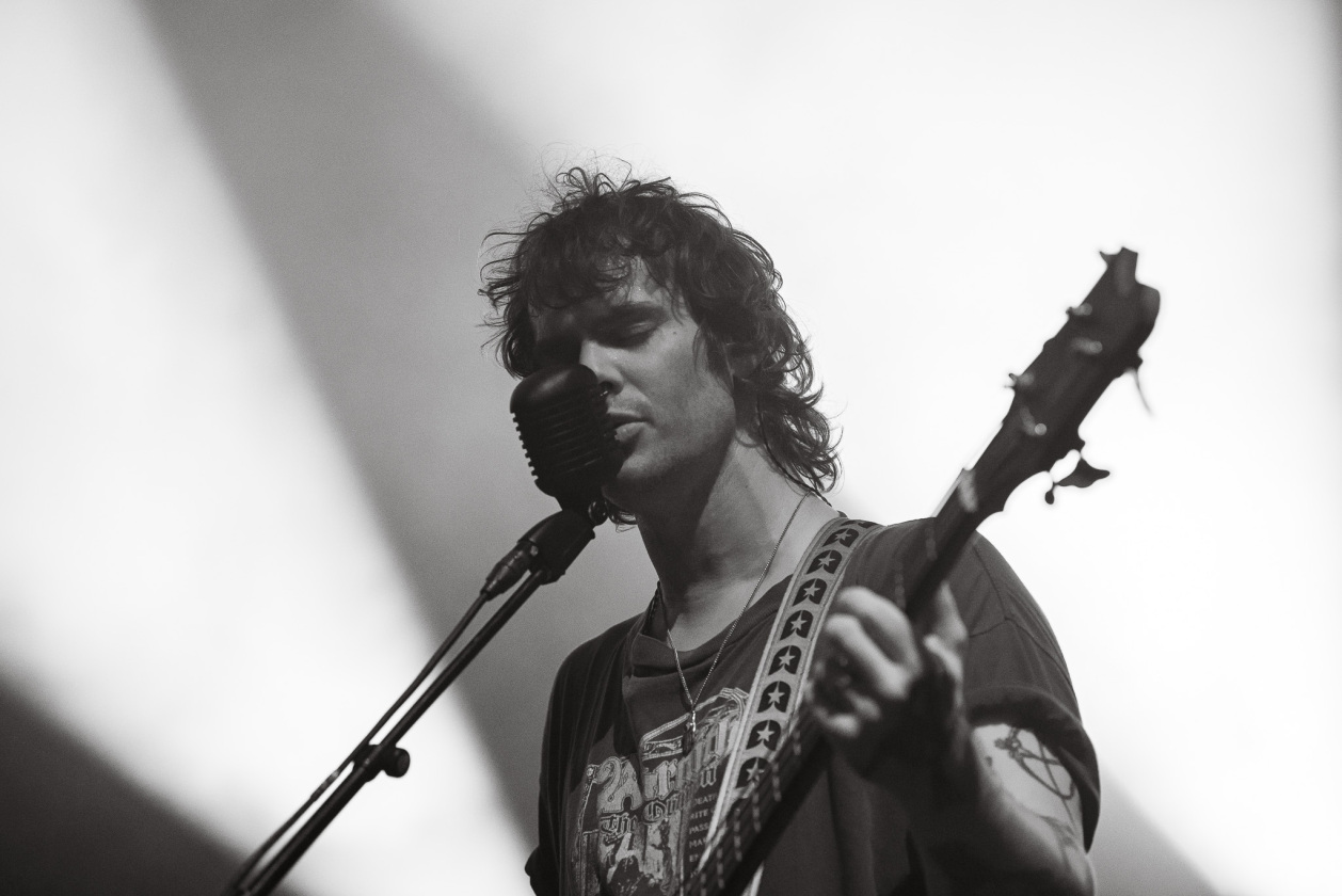 Hexentanz unter dem Zirkusdach: die Psychedelic Rocker live in Berlin. – All Them Witches.