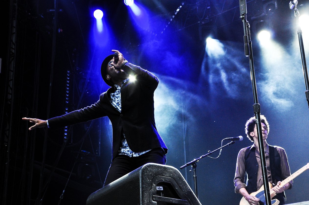 Aloe Blacc – … und natürlich Aviciis "Wake Me Up".