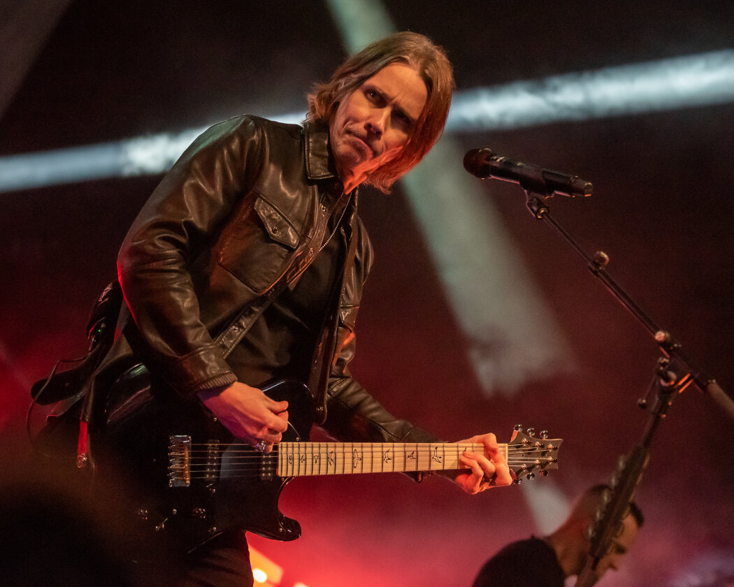 Myles Kennedy, Mark Tremonti, Brian Marshall und Scott Phillips auf Stippvisite in Deutschland. – Alter Bridge.