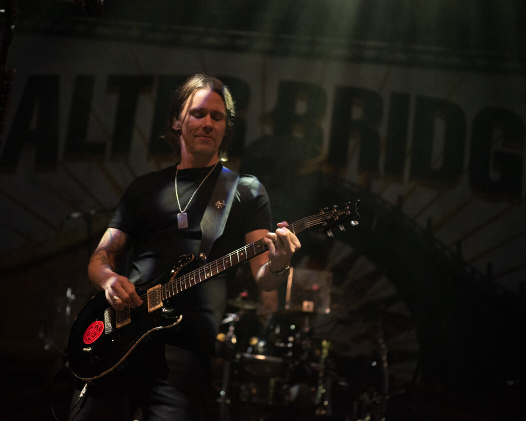 Myles Kennedy, Mark Tremonti, Brian Marshall und Scott Phillips auf Stippvisite in Deutschland. – Alter Bridge.