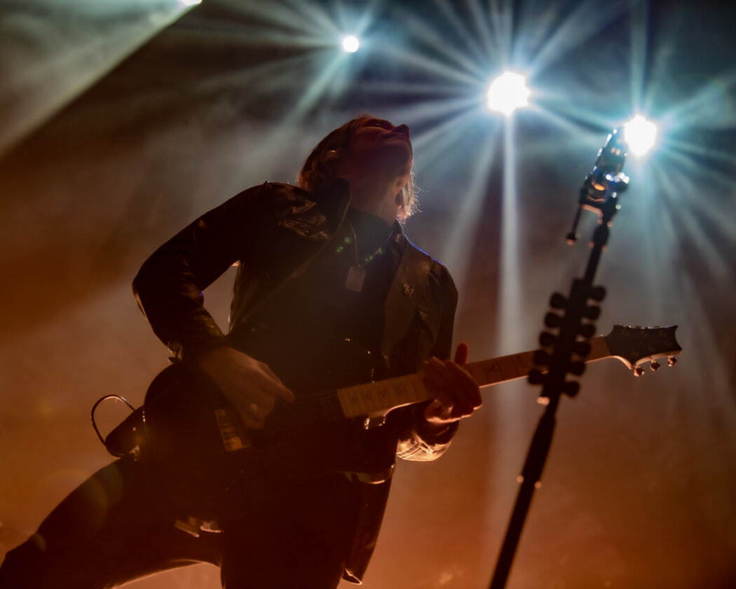 Myles Kennedy, Mark Tremonti, Brian Marshall und Scott Phillips auf Stippvisite in Deutschland. – Alter Bridge.