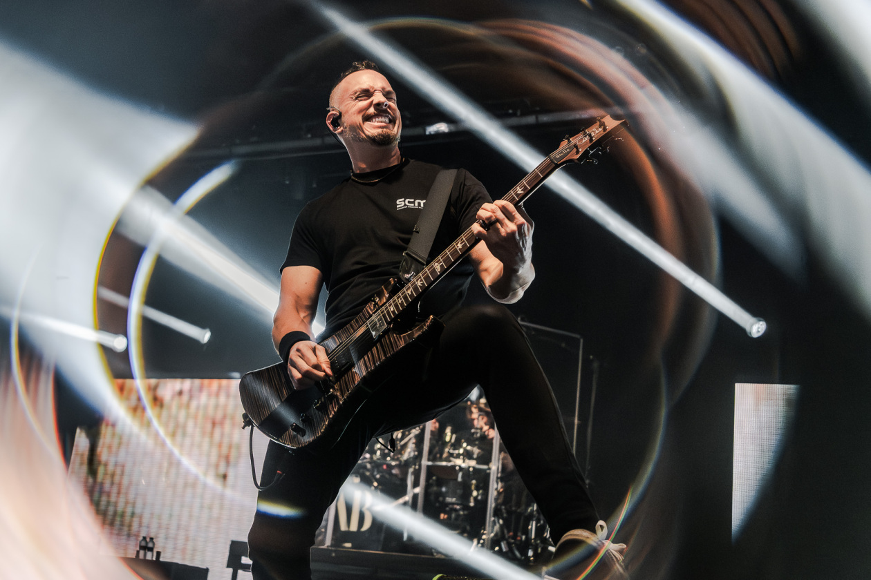 Alter Bridge – Mark Tremonti, Myles Kennedy, Brian Marshall und Scott Phillips mit der neuen Platte on tour. – Mark Tremonti.