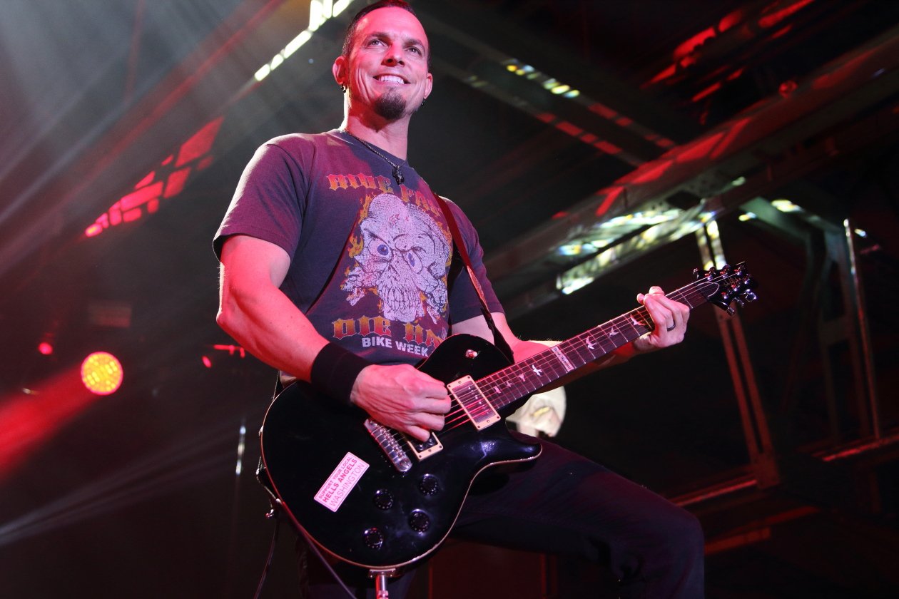 Alter Bridge – Myles Kennedy, Mark Tremonti und Bande auf The Last Hero-Tour. – An Sympathie ebensowenig.
