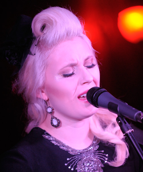 Amanda Jenssen – Amnada Jenssen live im Kinge Georg Köln. – Amnada Jenssen live im Kinge Georg Köln