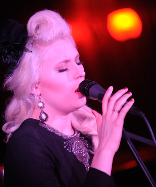 Amanda Jenssen – Amnada Jenssen live im Kinge Georg Köln. – Amnada Jenssen live im Kinge Georg Köln